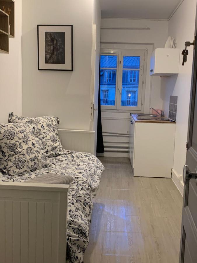 Guest Room Nearby Champs Elysees Paris Exterior foto