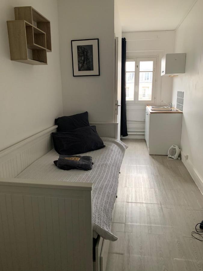 Guest Room Nearby Champs Elysees Paris Exterior foto