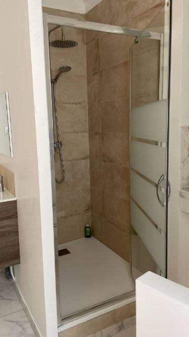 Guest Room Nearby Champs Elysees Paris Exterior foto
