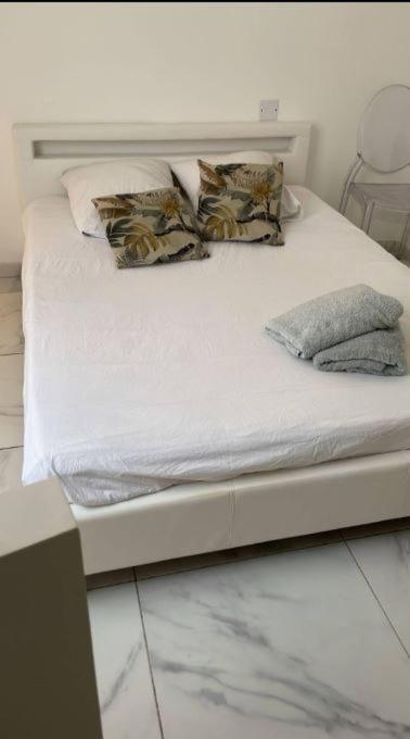 Guest Room Nearby Champs Elysees Paris Exterior foto
