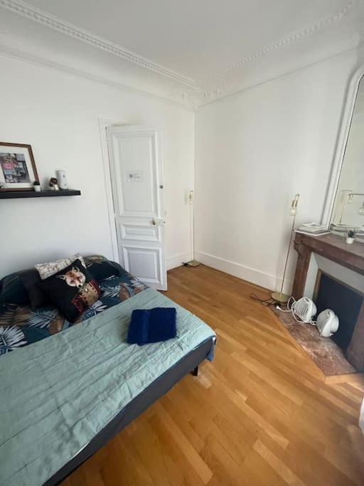 Guest Room Nearby Champs Elysees Paris Exterior foto