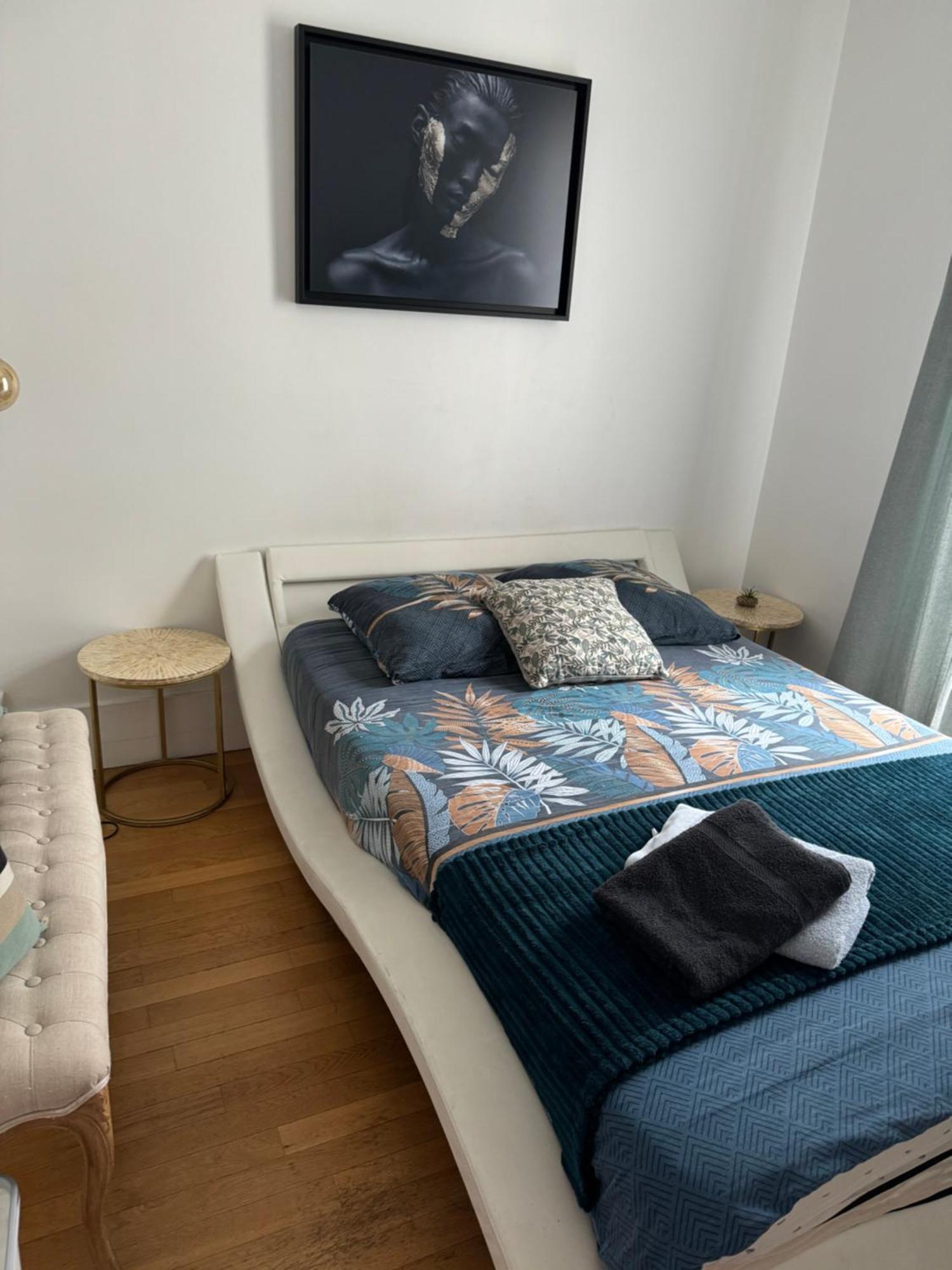 Guest Room Nearby Champs Elysees Paris Exterior foto